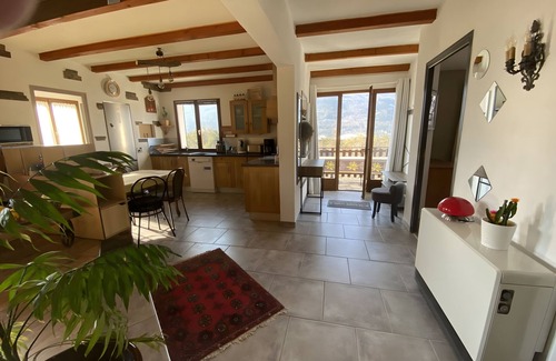 Pra Loup Apartamento | Apartamento 'Grand Chalet Jourdan 110 m²' con vistas a la montaña, terraza privada y Wi-Fi