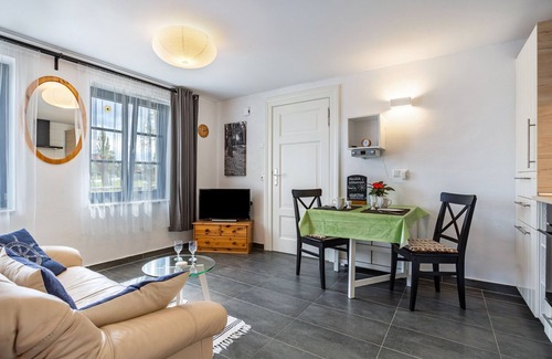 Gneventhin Apartamento | Apartamento 'Gute Stube' con vistas al lago, jardín compartido y Wi-Fi