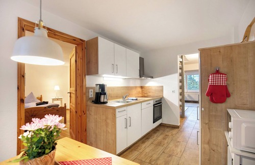 Herzfelde Apartamento | Apartamento 'Haus Am See - Zur Blauen Tür' con vistas al lago, terraza privada y Wi-Fi
