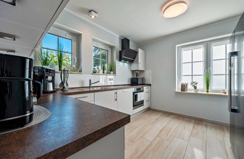 Wischhafen Apartamento | Apartamento 'Haus Ankerplatz' con terraza privada, jardín comunitario y wifi