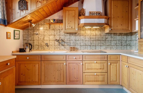 Collalbo Apartamento | Apartamento 'Haus Botter' con vistas a la montaña y Wi-Fi