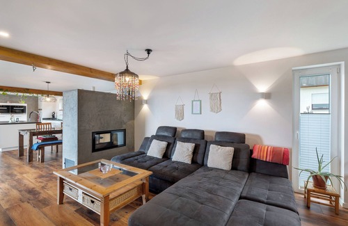 Lauf Apartamento | Apartamento 'Haus Elisabeth' con balcón y Wi-Fi