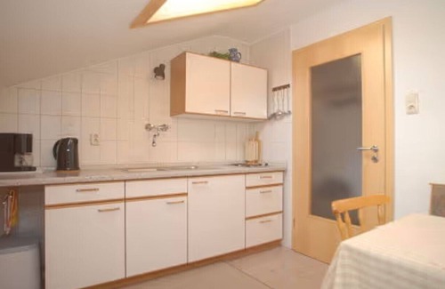 Mittenwald Apartamento | Apartamento 'Haus Rappolder - Ferienwohnung' con vistas a la montaña, jardín privado y Wi-Fi