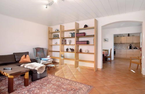 Opfenbach Apartamento | Apartamento 'Haus Steigstrasse' con vistas a la montaña, terraza privada y Wi-Fi