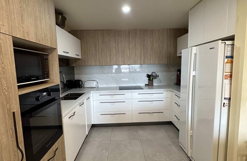 Bathurst Apartamento | Apartment - Heart of Bathurst, Walk Everywhere!