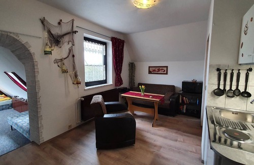 Dranske Apartamento | Apartamento 'Hiddenseeblick 1' con vistas al mar, terraza compartida y Wi-Fi