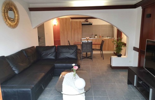 Hopital-Camfrout Apartamento | Apartment House with Spa 6 persons near the sea