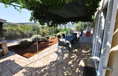 Necujam Apartamento | Apartment Vera (111051-A1) - Necujam - island Solta