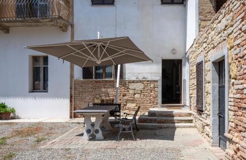 Grazzano Badoglio Apartamento | Apartment Il Borghetto-2 by Interhome