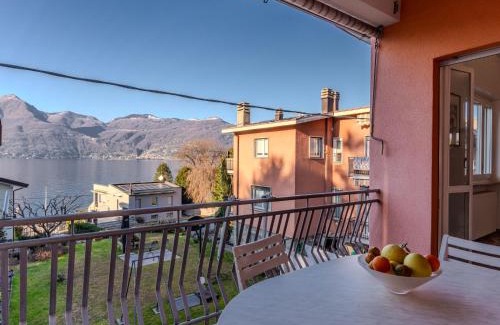 Germignaga Apartamento | Apartment Il Pomelo by Interhome