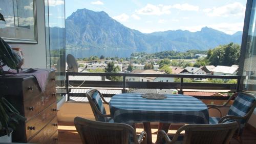 Altmuenster Apartamento | Apartment im Hocheck