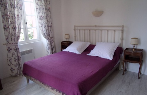 Orange Otro | Apartamento en una casa de campo provenzal en el campo de Orange