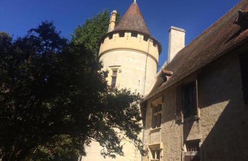 Layrac Apartamento | Apartment in a Renaissance castle