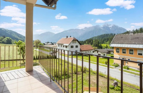 Kotschach-Mauthen Apartamento | Apartment in detached house near ski resort
