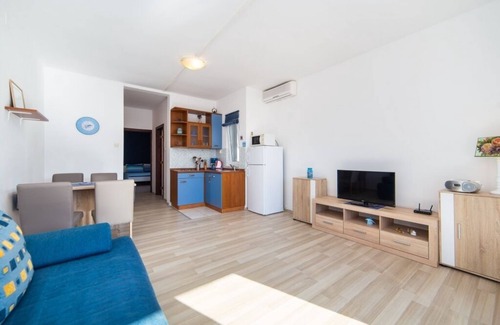 Brist Apartamento | Apartamento en Brist con Balcón, Acondicionador, WIFI (610-6)