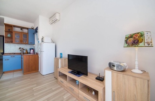 Brist Apartamento | Apartamento en Brist con Balcón, Acondicionador, WIFI (610-6)