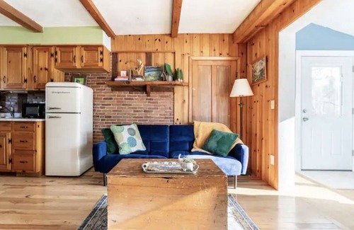 Chittenden County Apartamento | Apartment in historic farmhouse