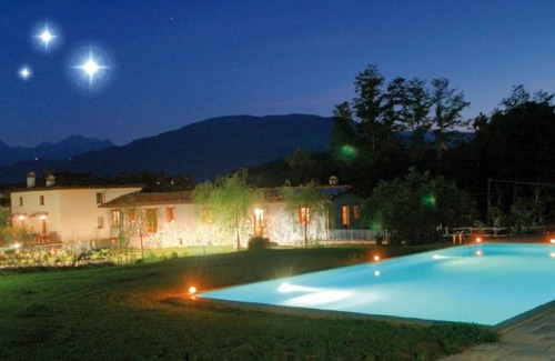 Villa Collemandina Apartamento | Apartamento en Villa Toscana