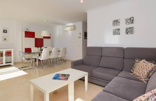 Platja de l'Arenal Apartamento | Apartment in Javea, on the Costa Blanca, Spain with communal pool for 6 persons