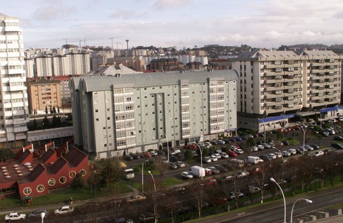 La Coruna Apartamento | Piso en La Coruña de tres habitaciones y dos baños