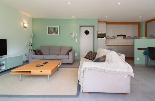 Mariakerke Apartamento | Apartamento en Ostende cerca de Fort Napoleon