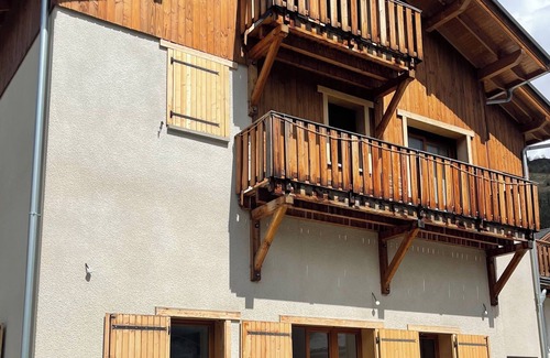 Saint-Martin-de-Belleville Apartamento | Apartment in the center of St Martin de Belleville