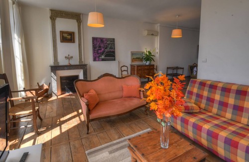 Riberac Casa | Apartment in the heart of Riberac, bright with covered terrace and private garden