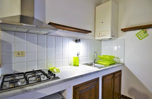 Collesanto Apartamento | Apartamento en Umbría con jardín