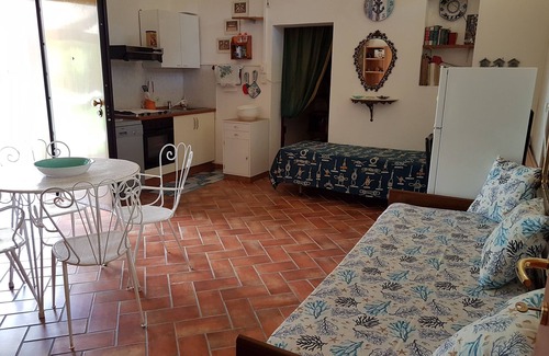 Latina Lido Casa | Apartamento en villa en jardín independiente en un gran parque recién reformado