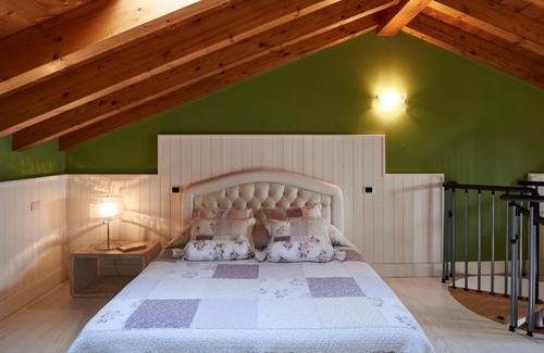 Consiglio di Rumo Apartamento | Apartment Isabella by Interhome