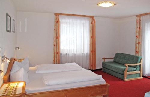 St. Valentin auf der Haide Apartamento | Apartment Nebenhaus Schönblick - SVH111 by Interhome