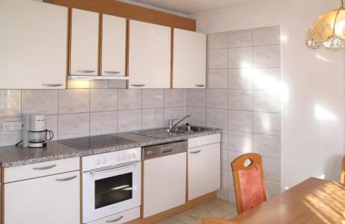 St. Valentin auf der Haide Apartamento | Apartment Haupthaus Schönblick - SVH119 by Interhome