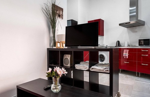 Camas Apartamento | Apartamento 'Jp7 Piso 10 Min Sevilla' con Wi-Fi y aire acondicionado