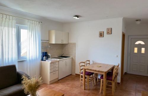 Seget Vranjica Apartamento | Apartment-Julia
