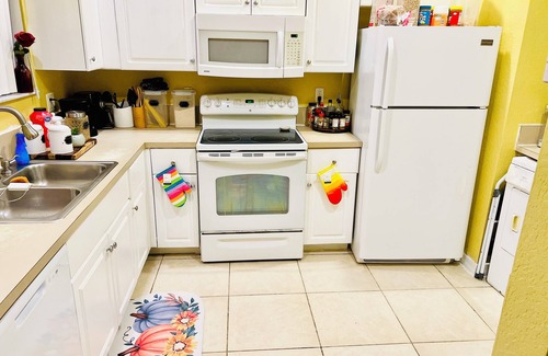 Ives Estates Apartamento | Apartment just 7 minutes drive to Aventura Mall