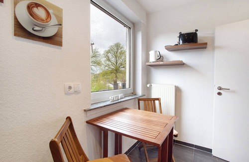 Balve Apartamento | Apartamento "Keil" con vistas a la montaña, terraza privada y Wi-Fi