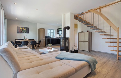 Krummin Apartamento | Apartamento 'Komfortables Ferienhaus Hafen' con terraza privada, jardín privado y Wi-Fi