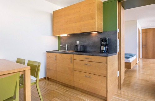 Silandro Apartamento | Apartamento 'Kortscherhof Depandance 2' con vistas a la montaña, terraza privada y Wi-Fi