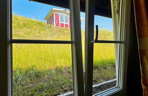 Kirnbach Apartamento | Apartamento 'Kuschellaube' con vistas a la montaña, piscina comunitaria y wifi
