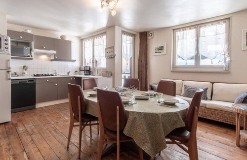 Saint-Ferreol Apartamento | Apartamento 'L'Ancolie' con vistas a la montaña, terraza compartida y Wi-Fi