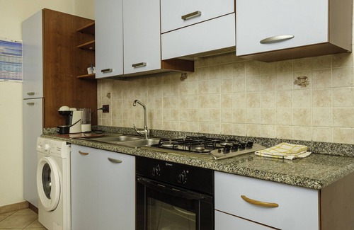 La Caletta Apartamento | Apartamento 'La Caletta A Due Passi Dal Mare ' con vistas a la montaña, balcón y aire acondicionado