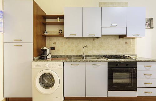 La Caletta Apartamento | Apartamento 'La Caletta A Due Passi Dal Mare ' con vistas a la montaña, balcón y aire acondicionado