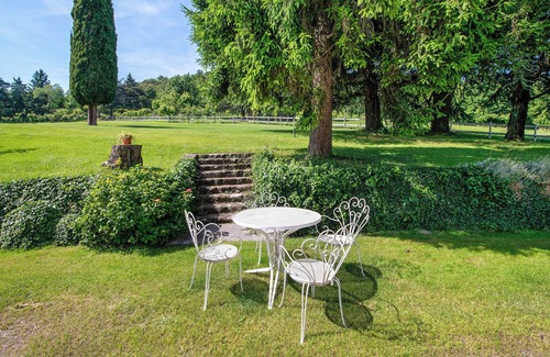 Affi Apartamento | Apartamento 'La Cavallina Guest House' con piscina privada, jardín privado y Wi-Fi