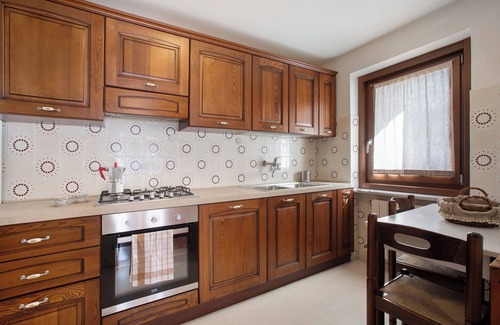 Cogne Apartamento | Apartamento 'La Maison Du Bonheur Lillaz' con vistas a la montaña, jardín compartido y balcón