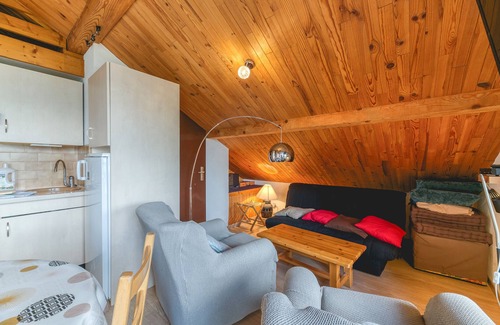 Villard-Reculas Apartamento | Apartamento 'La Meije 9' con vistas a la montaña y balcón