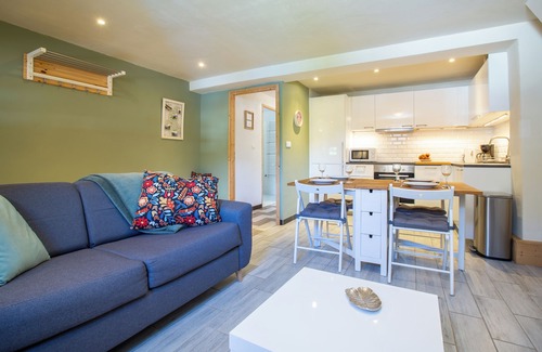 Le Biot Apartamento | Apartment la Moille, 2 bed apartment close to Morzine