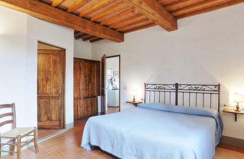 Grassina Apartamento | Apartment La Romantica by Interhome
