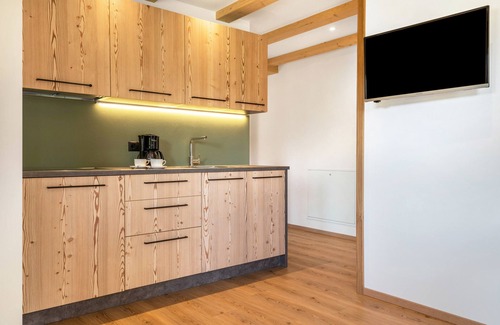 San Genesio Atesino Apartamento | Apartamento "Alerce" con vistas a la montaña, jardín compartido y Wi-Fi