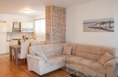 Ratac Apartamento | Apartment Laura