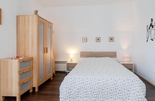 Blonville-sur-Mer Apartamento | Apartment Le Garden Fleuri by Interhome